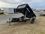 BWise 5x8 Dump Trailer 5K Spreader Gate for Sale - Image 4
